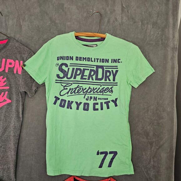 Superdry Women's Shirt Lot Size S Short Sleeve Crew Neck Graphic Tee  A5-28 - Picture 4 of 9